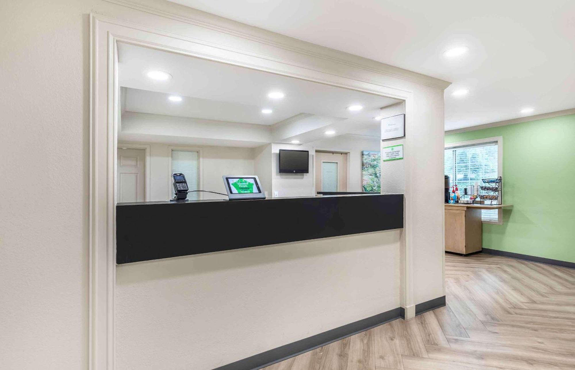 Extended Stay America Suites - Washington, Dc - Alexandria - Eisenhower Ave Екстериор снимка